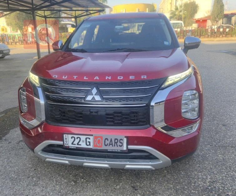 ميتسوبيشي اوتلاندر